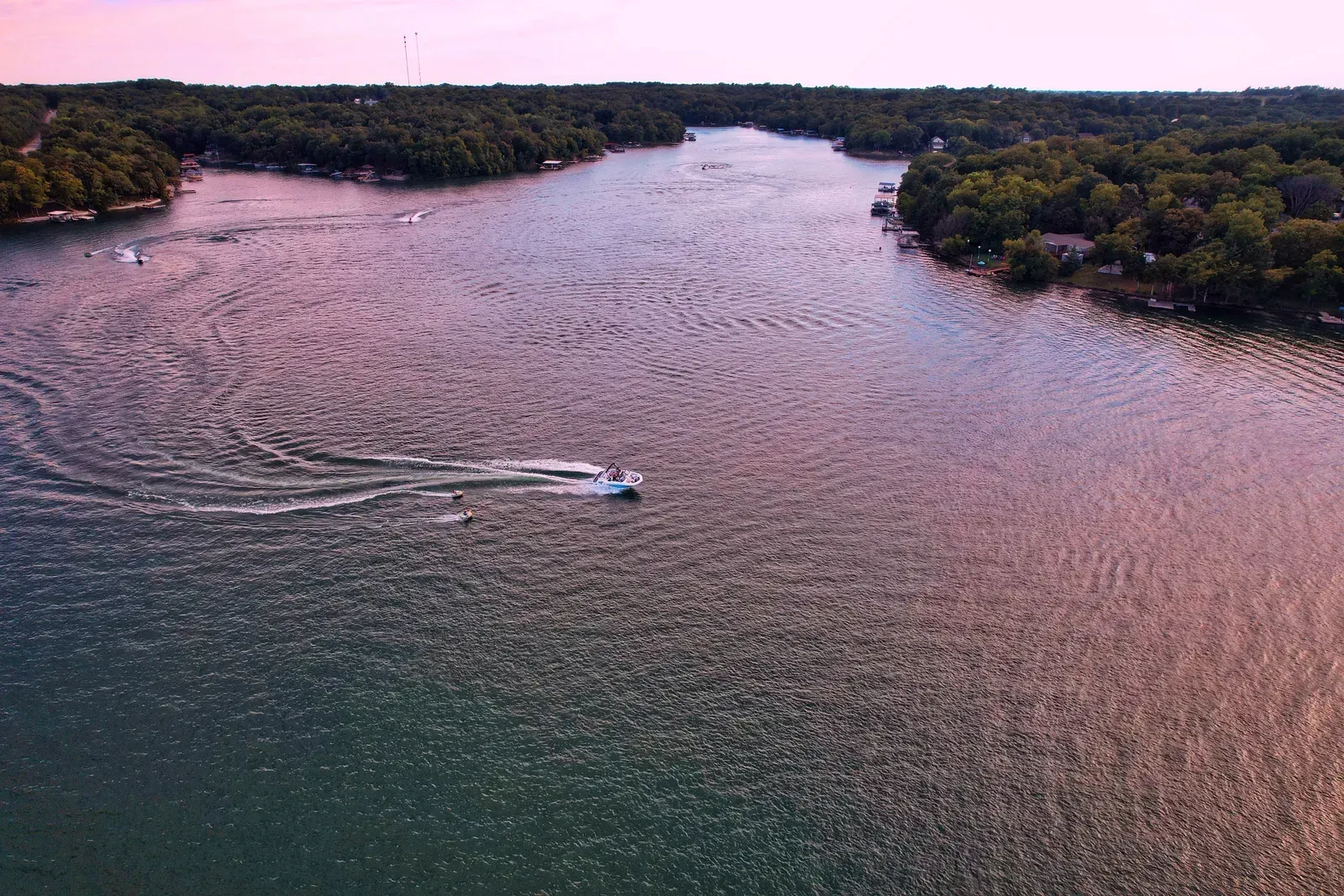 Boat cruising the Lake of the Ozarks at Osage Beach, Missouri