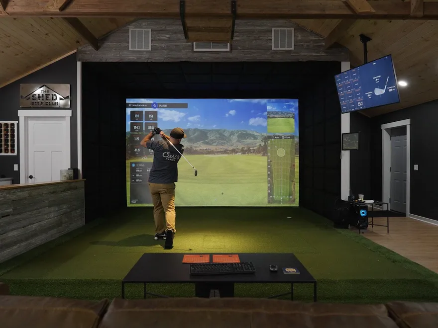 Finished bay at the All Seasons golf simulator showroom